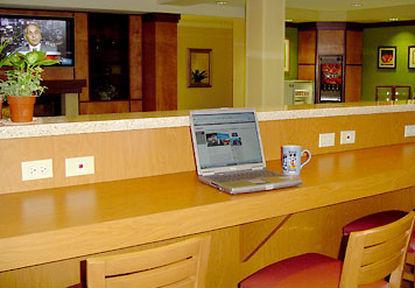Hotel Fairfield And Sacramento Airport Natomas West Sacramento